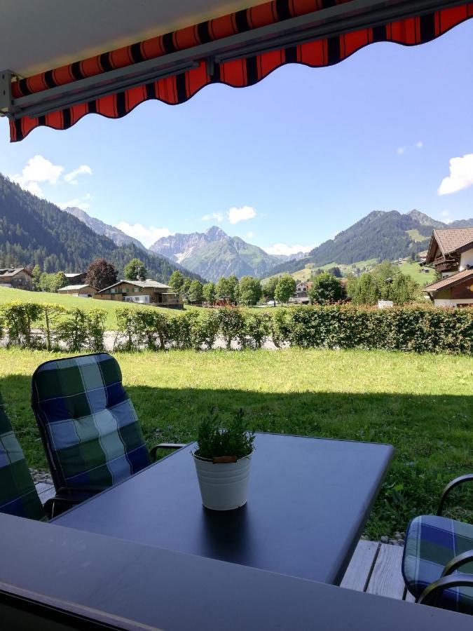 Ferienwohnung Anton Kuenzler Riezlern Exteriör bild